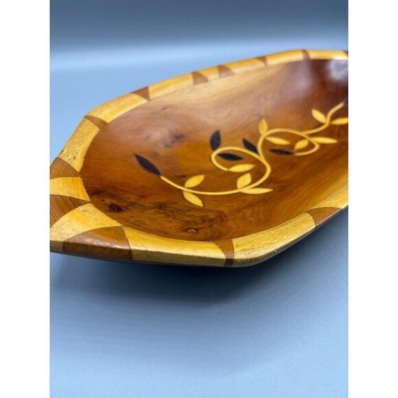 Handmade Wooden‎ Decorative Bowl With Leaf Inlay Design Oval - Picture 4 of 8